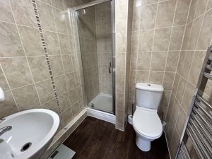 Photo 16- click for photo gallery